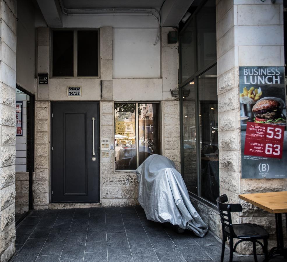 Charming & Beautiful 2 Bedroom Apt Jerusalem Exterior photo